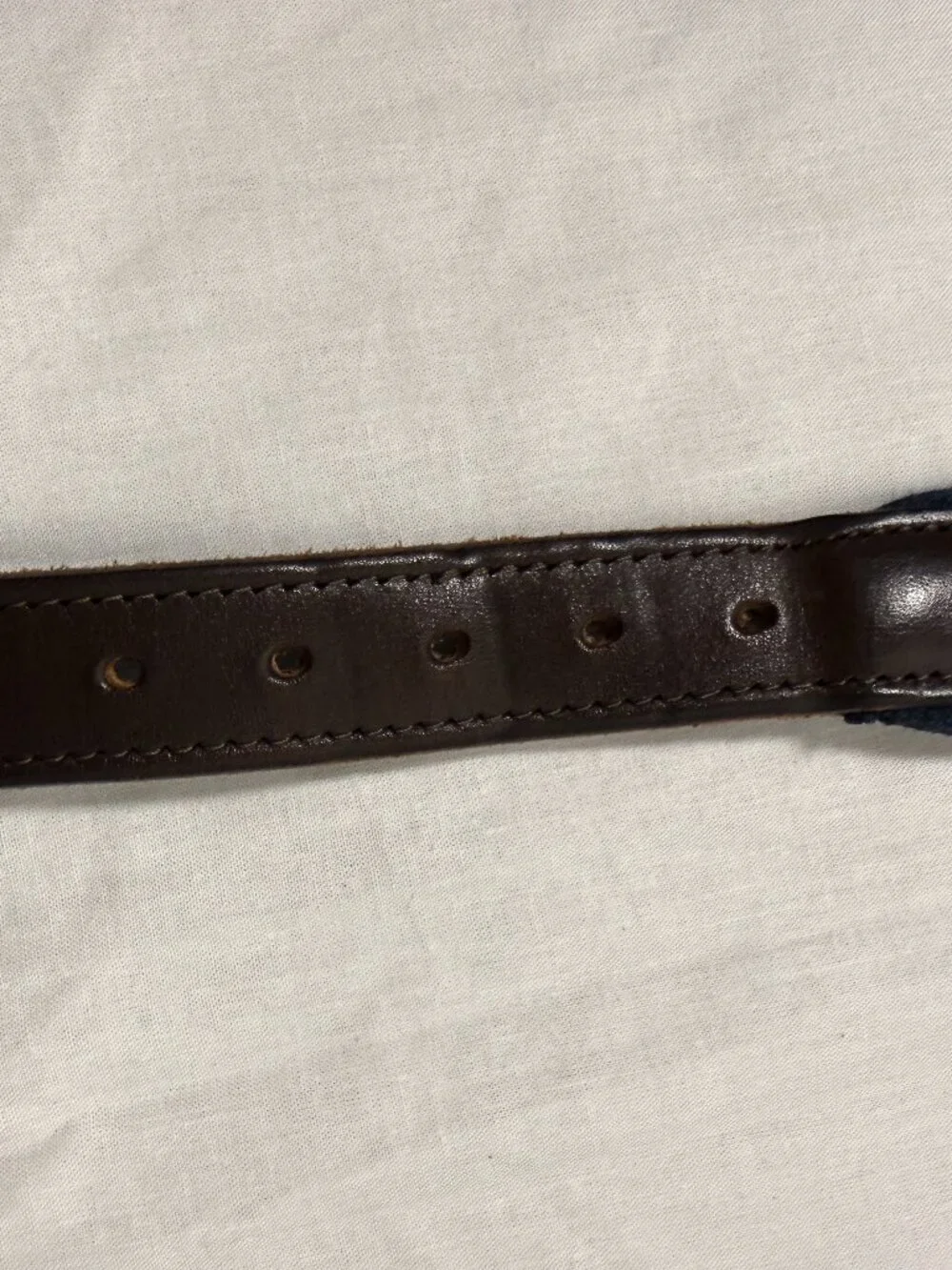 Vineyard Vines Dark Brown Leather with Navy Blue Whale Sz 30